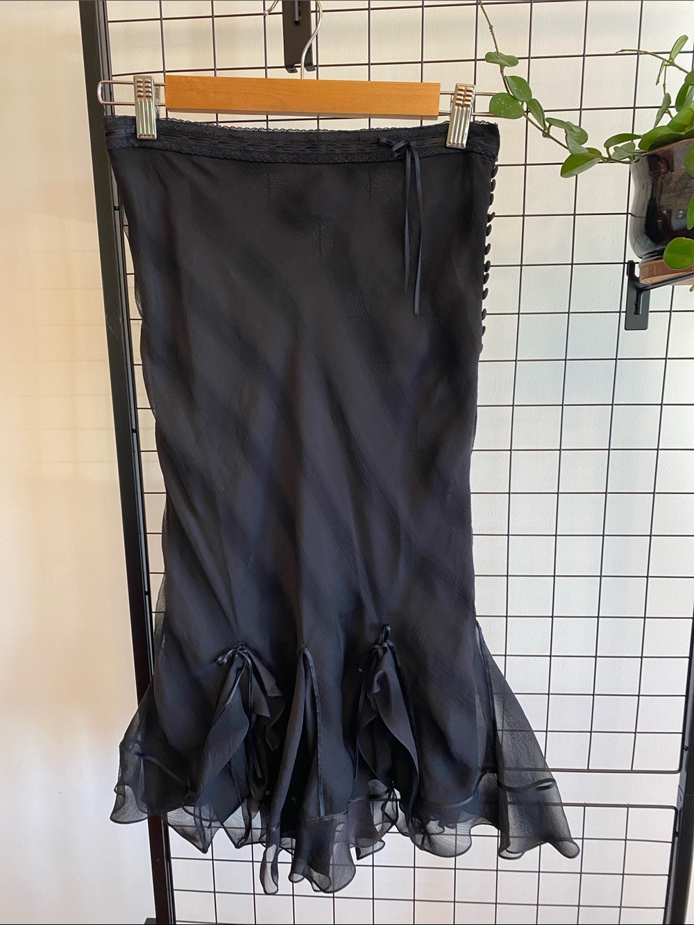 John Galliano Black Ruffle-Hem Midi Skirt 100% silk Size 4